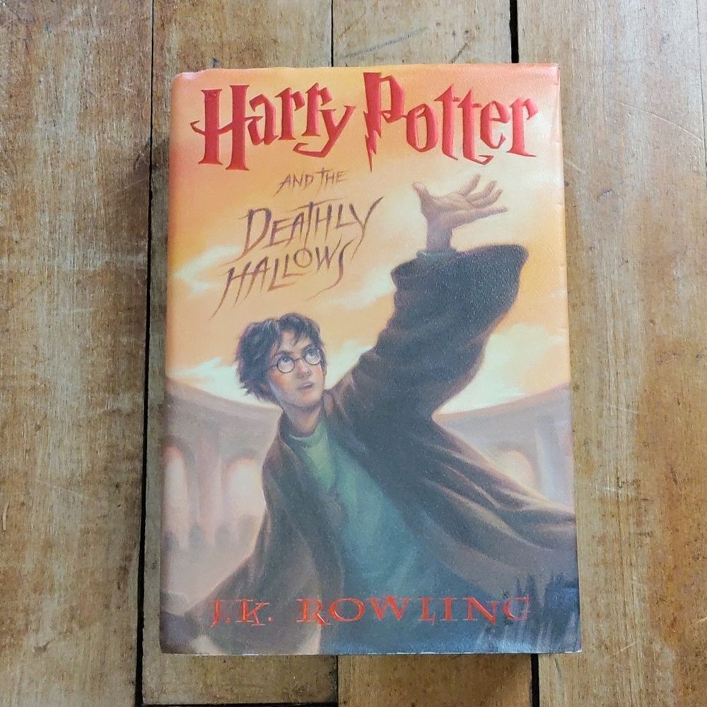 Harry Potter And The Deathly Hallows Book J K Rowling Hard Cover